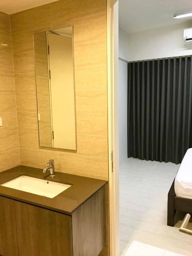 By The Beach - Luxury 2 Bedrooms Family Suite Batu Ferringhi Exterior foto